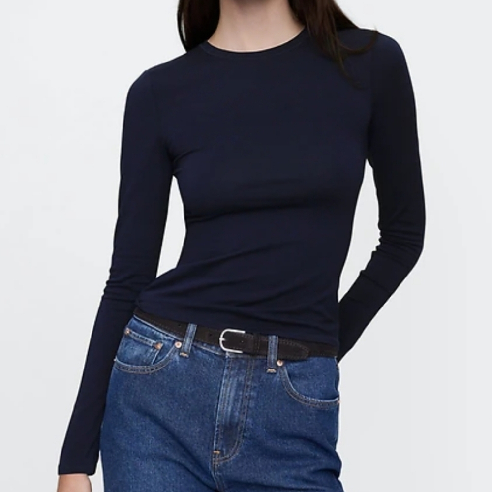 Gap Crewneck Closeknit Navy Longsleeve T-Shirt M